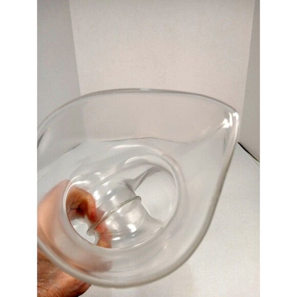 VTG Bormioli Rocco 50oz Clear Glass Pitcher Hand Blown Donut Hole Carafe - Picture 3 of 4